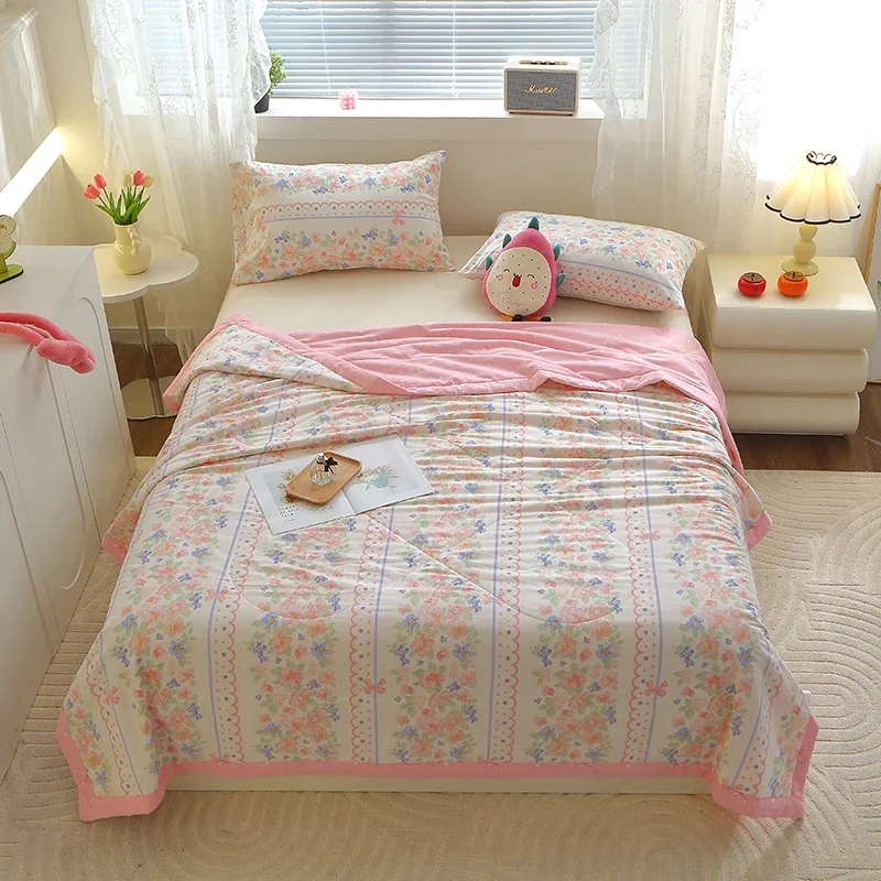 

Elegant Floral 100% Cotton Quilt Soft Comfortable Bedding Air-conditioning Thin Comforter Office Travel Home Sofa Thin Blanket