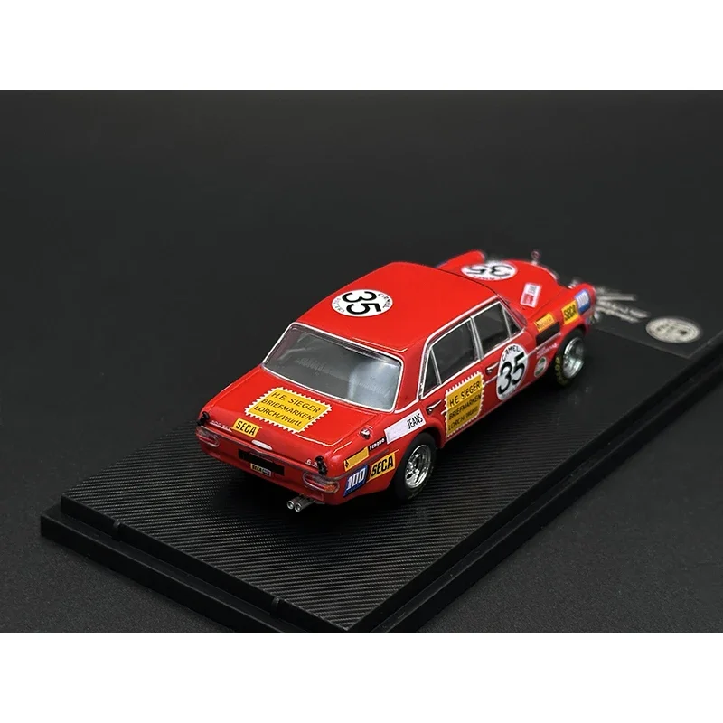 Liberty64 1:64 300 SEL Redpig 6.3L V8 Diecast koleksi Model mobil miniatur mobil mainan