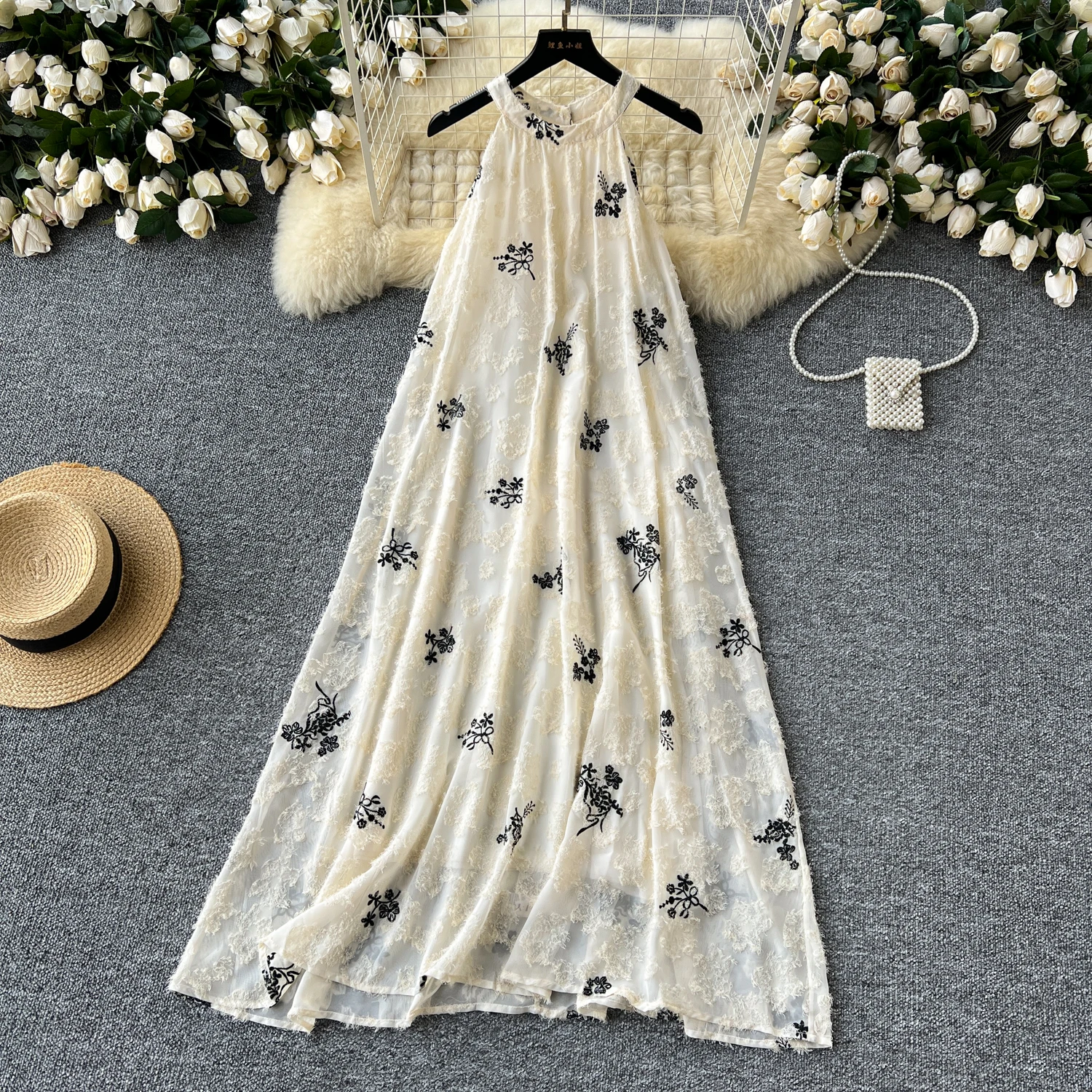 

Retro Elegant sleeveless embroidery Dress Sets Sexy halter Casual Vestidos Slim Women Evening loose dresses
