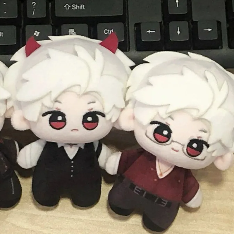 10cm Game Love and Deepspace Sylus Kawaii Cosplay Knapsack Anime Cotton Doll Cartoon Mini Plushies Toy Figures Keychain Gifts
