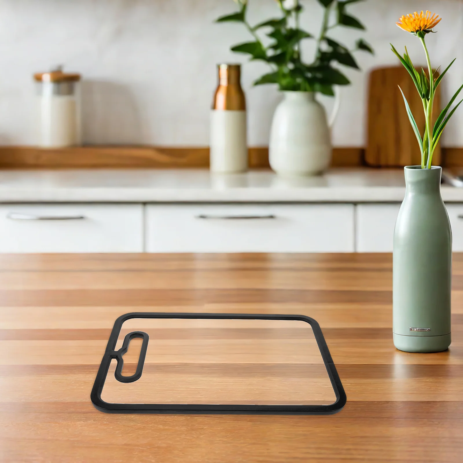 

Easy Clean Double Sided Cutting Board Bamboo Made Non Slip Feet Ideal for Everyday Use in Kitchen for Meats Veggies