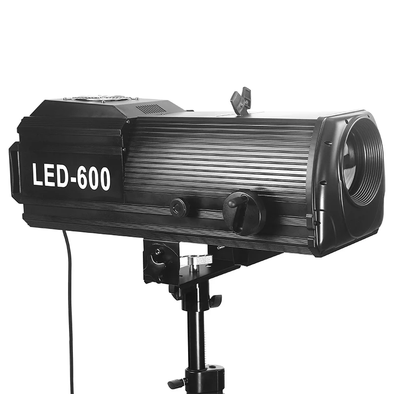 

ZC1-2024 Stage Lighting High Brightness 600W Manual Wedding Event Stage Theater Concert Follow Spot Light Led