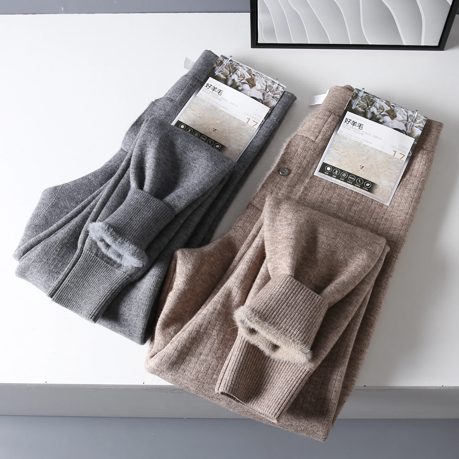 

Men's Winter Thickened Woolen Fleece Lined Thermal Pants Warm Cotton Pants Autumn Trousers Essential Gear for Cold Weather