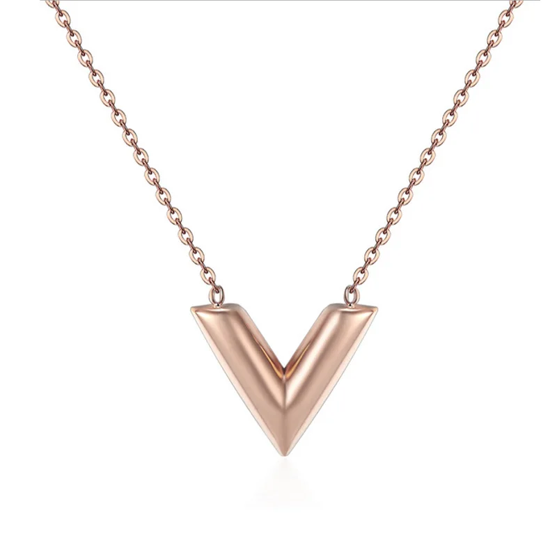 European and American new Fashion Titanium Steel V Letter Necklace for Women Simple Rose Gold Clavicle Chain Pendant