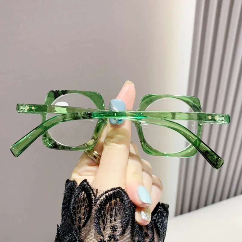 Retro-Anti-Blaulicht-Lesebrille für Männer und Frauen, modische quadratische Hyperopiebrille, modische Lesebrille – Detail 10