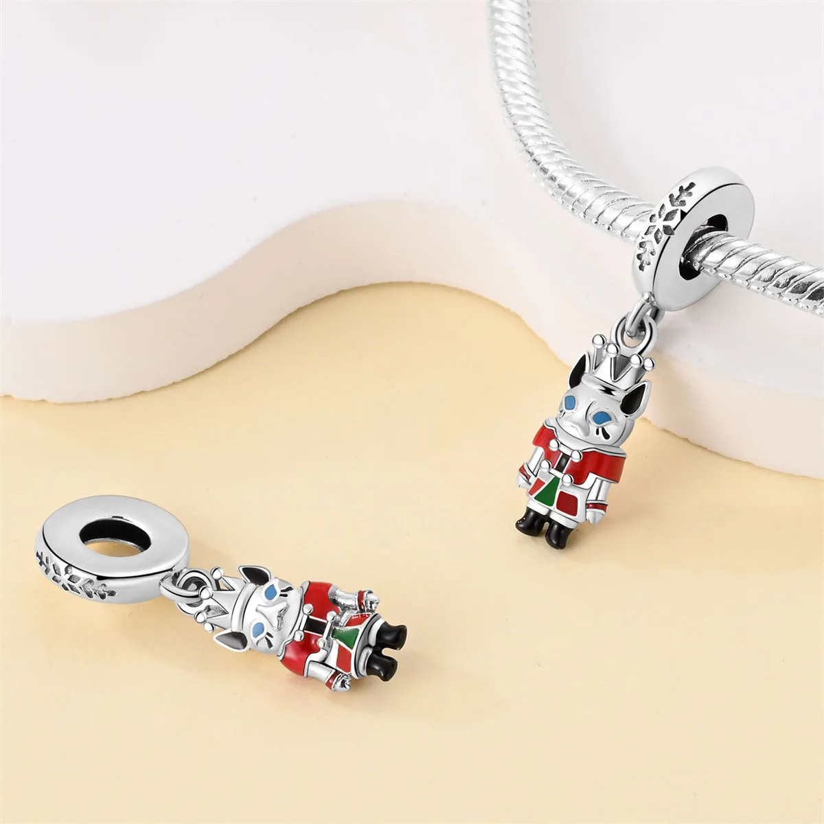 الشتاء عيد الميلاد خرافة سلسلة 2025 الخرز 925 فضة كسارة البندق سحر المرأة مجوهرات DIY هدية