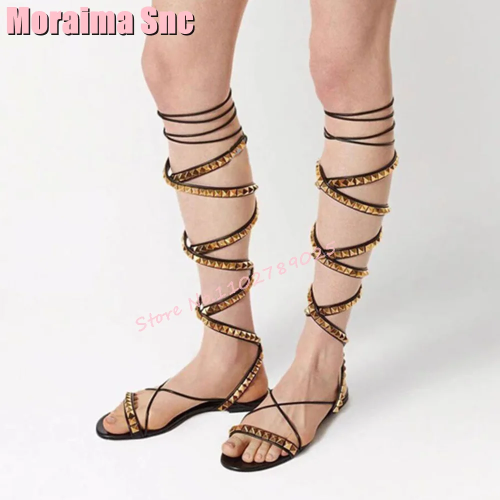 

Fashion Full Rivets Wrap Sandals Flat With Cross Strap Lace Up Sexy Women Shoes Beach Summer Round Toe Roman Style 2024 Newest