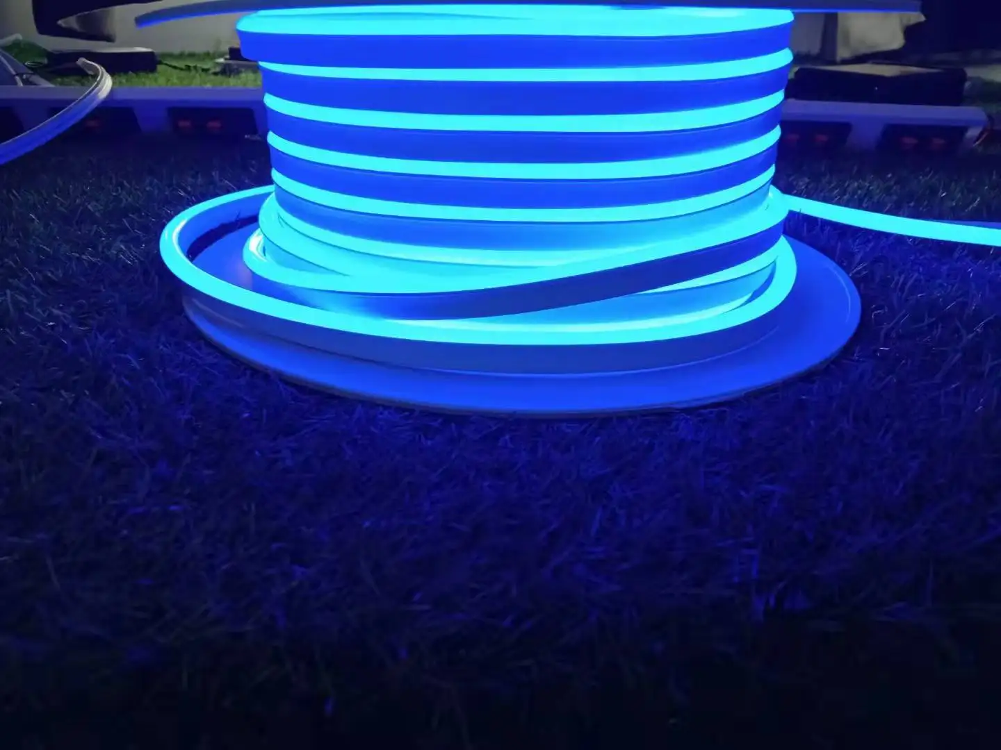 Lampu setrip LED 12V/pita lampu neon, terbuat dari silikon fleksibel, tahan air, untuk langit-langit ruang tamu, koridor, Taman