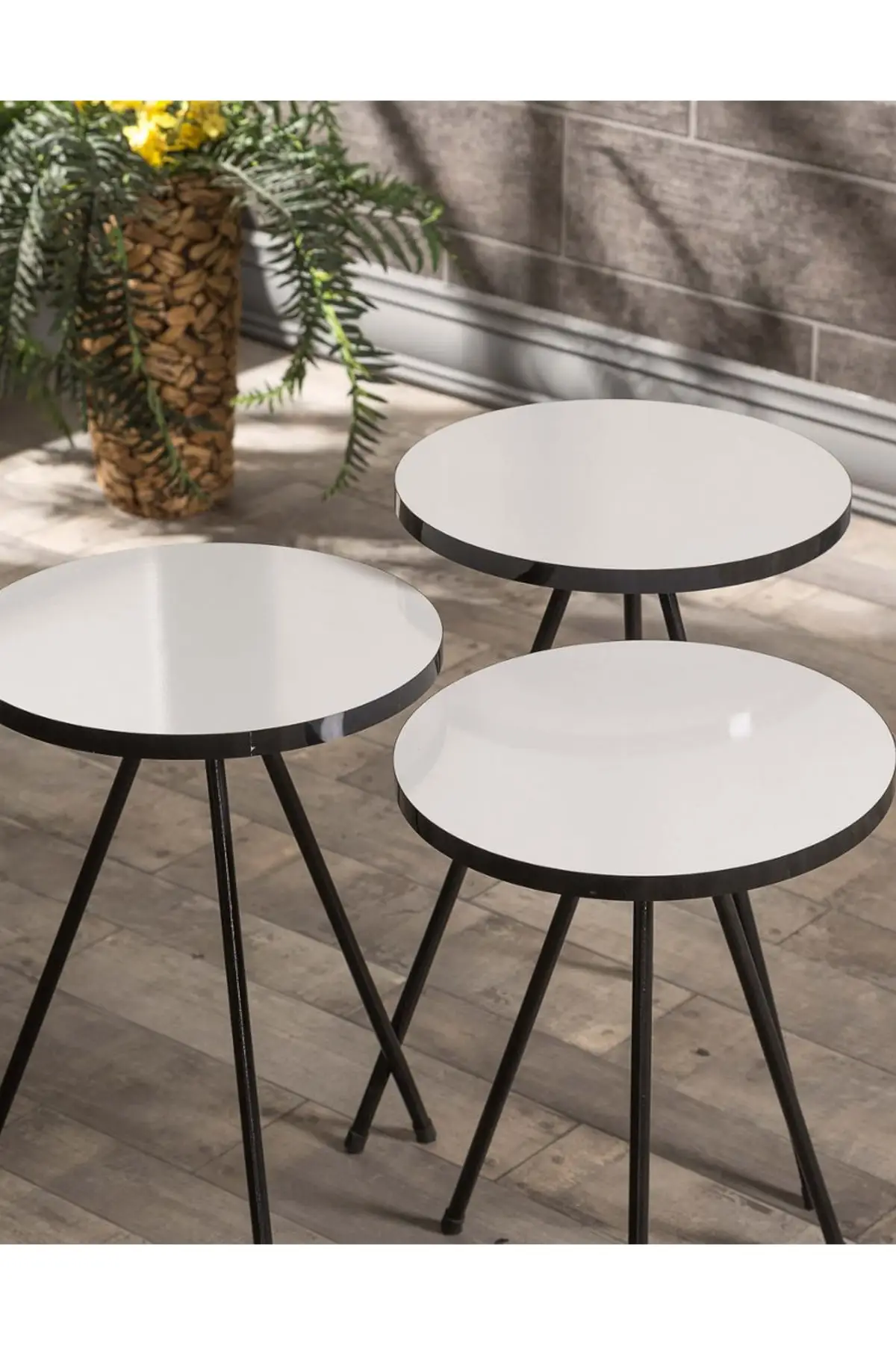 Zigon Coffee Table 3 Pcs Metal Toe Black White