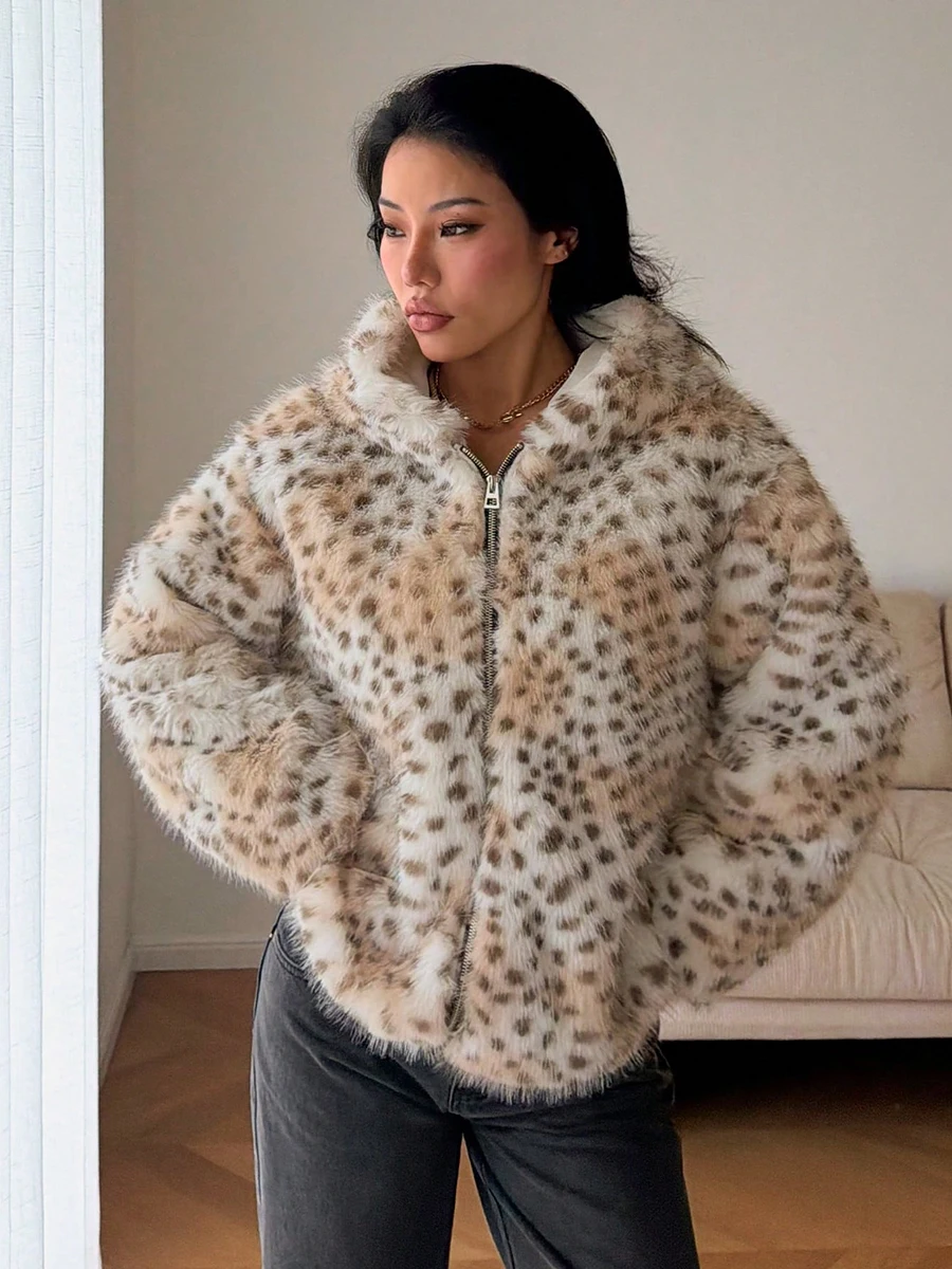 LIMO Women Spotted Faux Fur Hooded Jacket Zip Up Fluffy Short Coat
