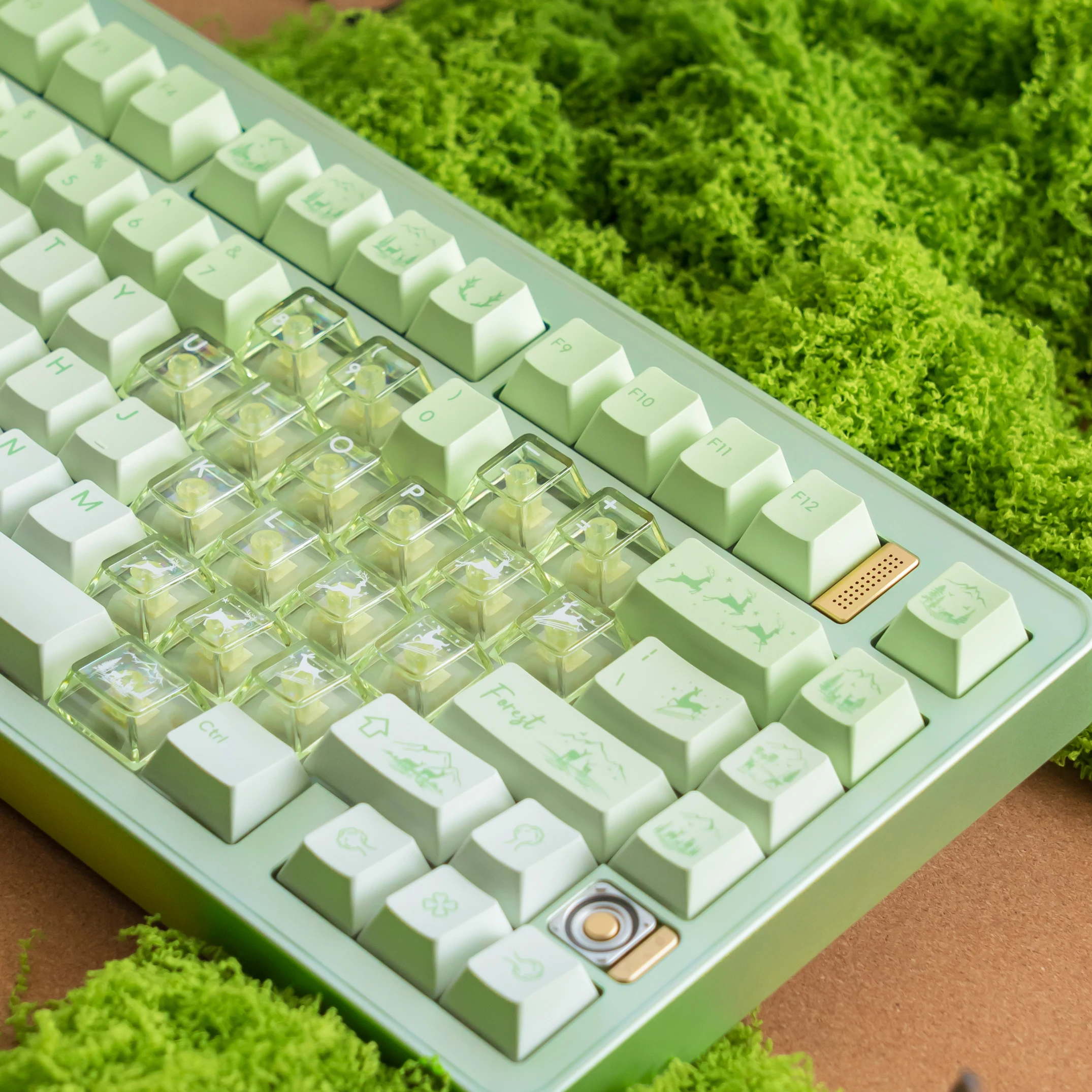 Light Green Keycaps 