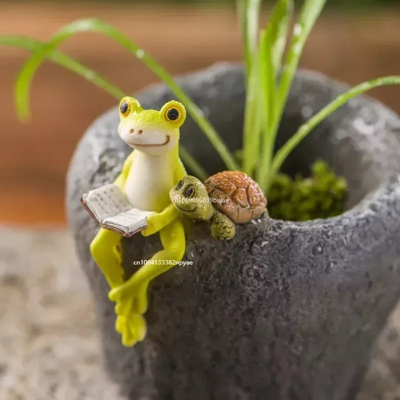 Creative Aquarium Decoration Animal Frog Fairy Simulation Mini Resin Ornament for Desk Pot Landscape Car Garden Home Decoration