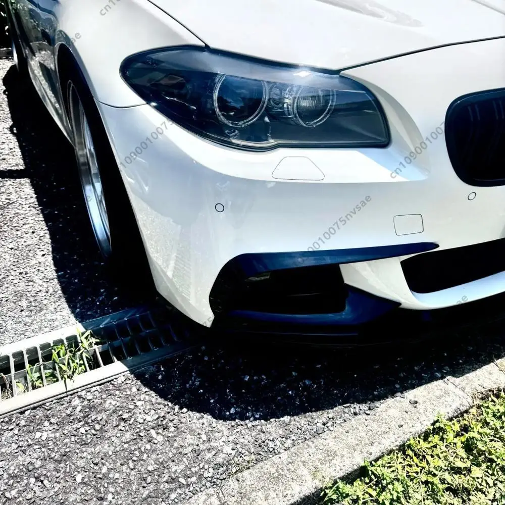 

2PCS Front Bumper Gloss Black Upper Trim Wind Knife ABS For BMW 5 Series F10 F11 520i 528i 535i 550i M Sport 2010-2016 Spoiler