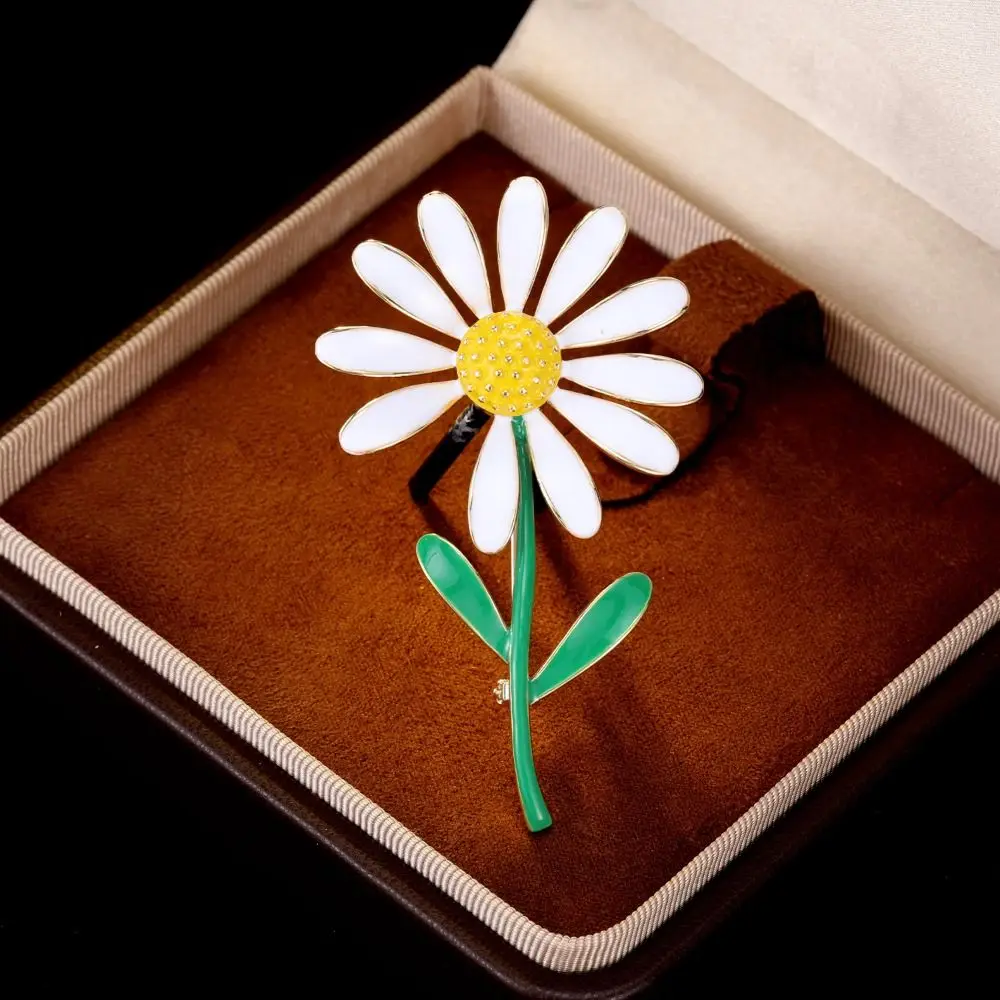 فريدة من نوعها الكورية نمط GD نفس النمط بروش ديزي نازف النفط ديزي بروش شارة سبيكة دعوى طوق دبوس الديكور