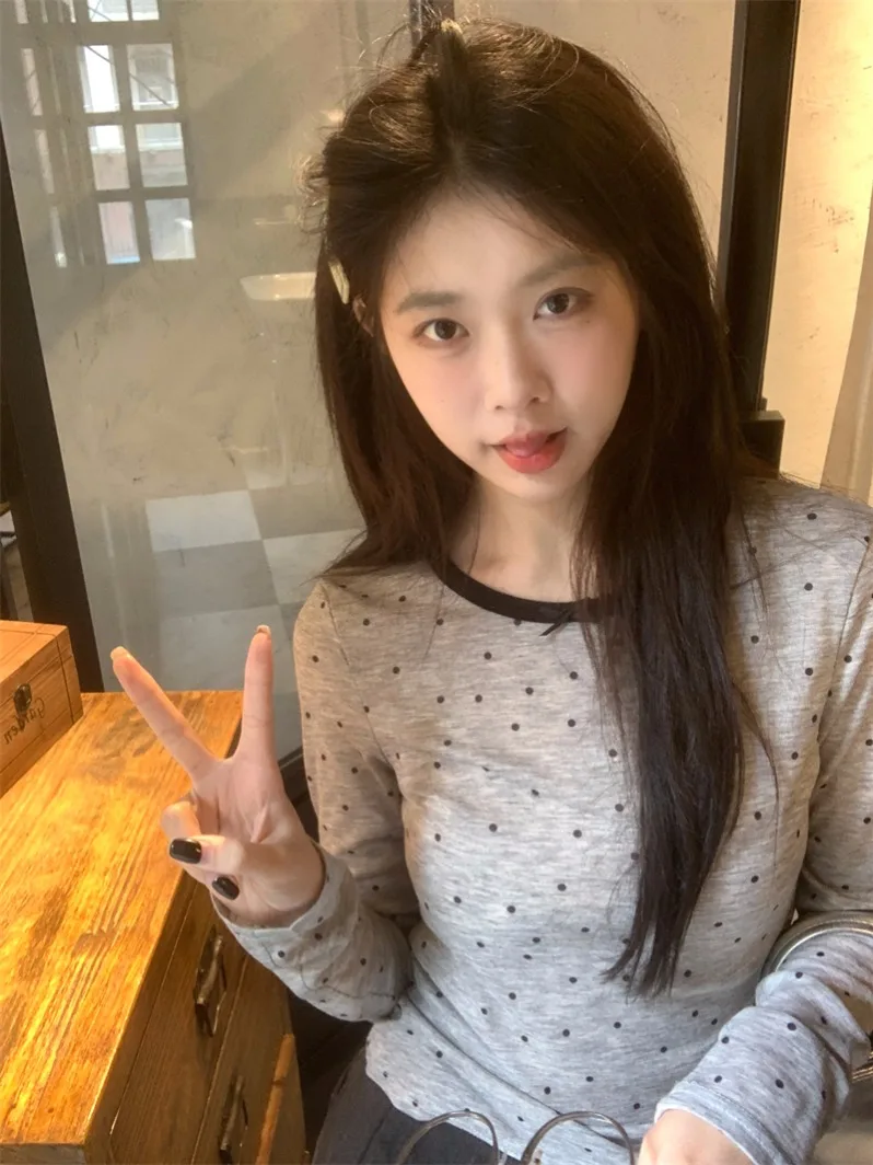 Gray Polka Dot Long Sleeve Women\'s T-shirt Shoulder Width Regular Fit Base Layer Top Korean Style Spring New High End Feeling