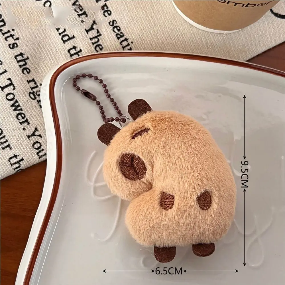 

Lovely Cartoon Capybara Keychain Soft Stuffed Brooches Guinea Pig Pendant Car Key Pendant