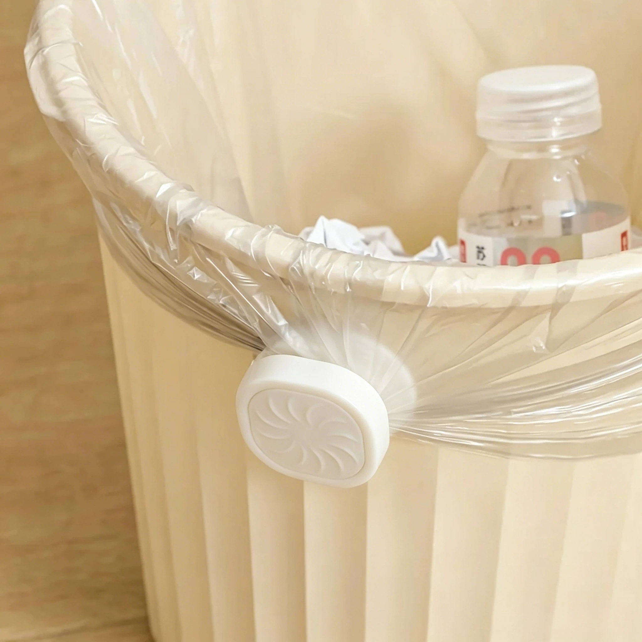 1/2/4/6 Stück drehbarer, rutschfester Müllbeutel-Fixierclip, Müllbeutel-Seitenschnalle, geeignet für Küche, Badezimmer und Wohnzimmer