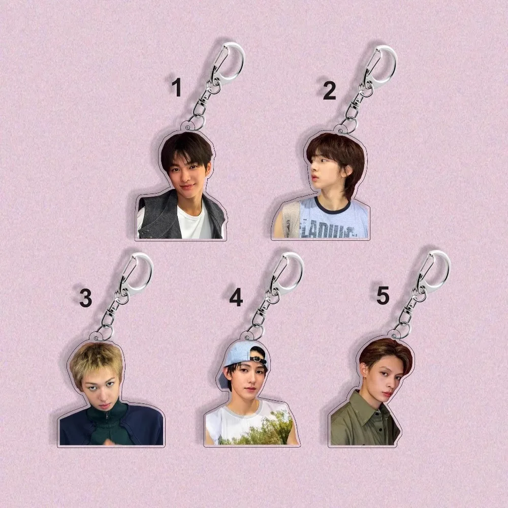 Men's Singing and Dancing Group Acrylic Keychain Pendant Key Chain Bag Accessory Fan Fashion Support Birthday Gifts Decoration