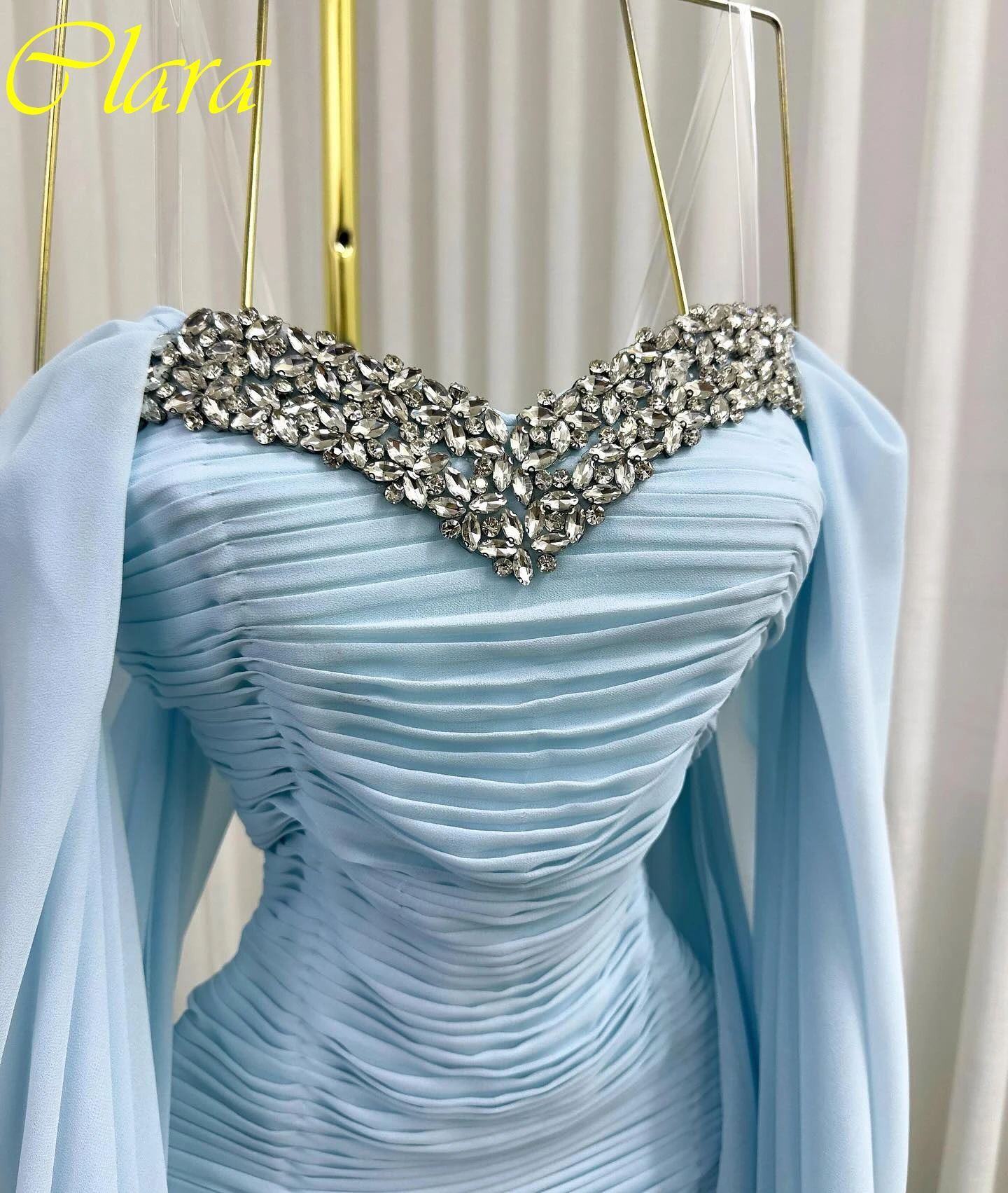 Sukienka wieczorowa w kształcie litery A z dekoltem w łódkę, elegancka, formalna, modna, wysokiej jakości, szyta na miarę, na specjalne okazje, z temperamentem, sukienka na studniówkę.