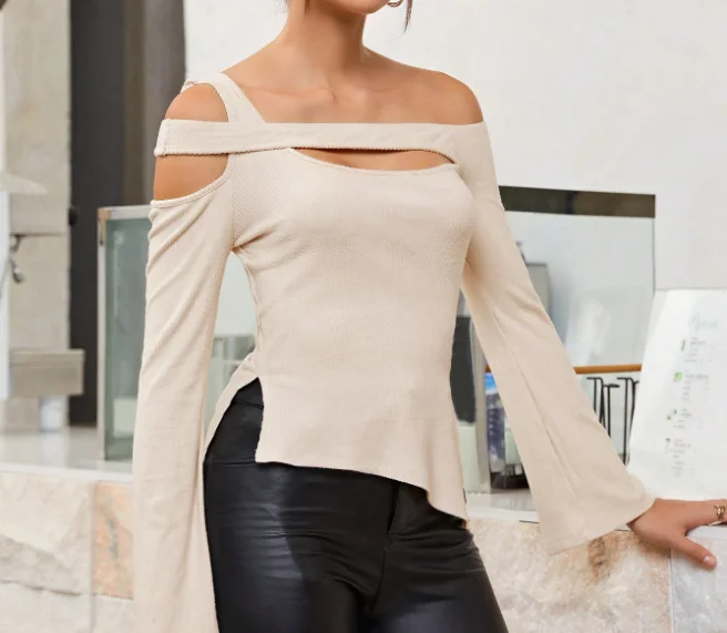 

Women's Top Summer New Style European and American Fashion Style Solid Color One Cut Neck Hollow Design Trumpet Sleeve Top