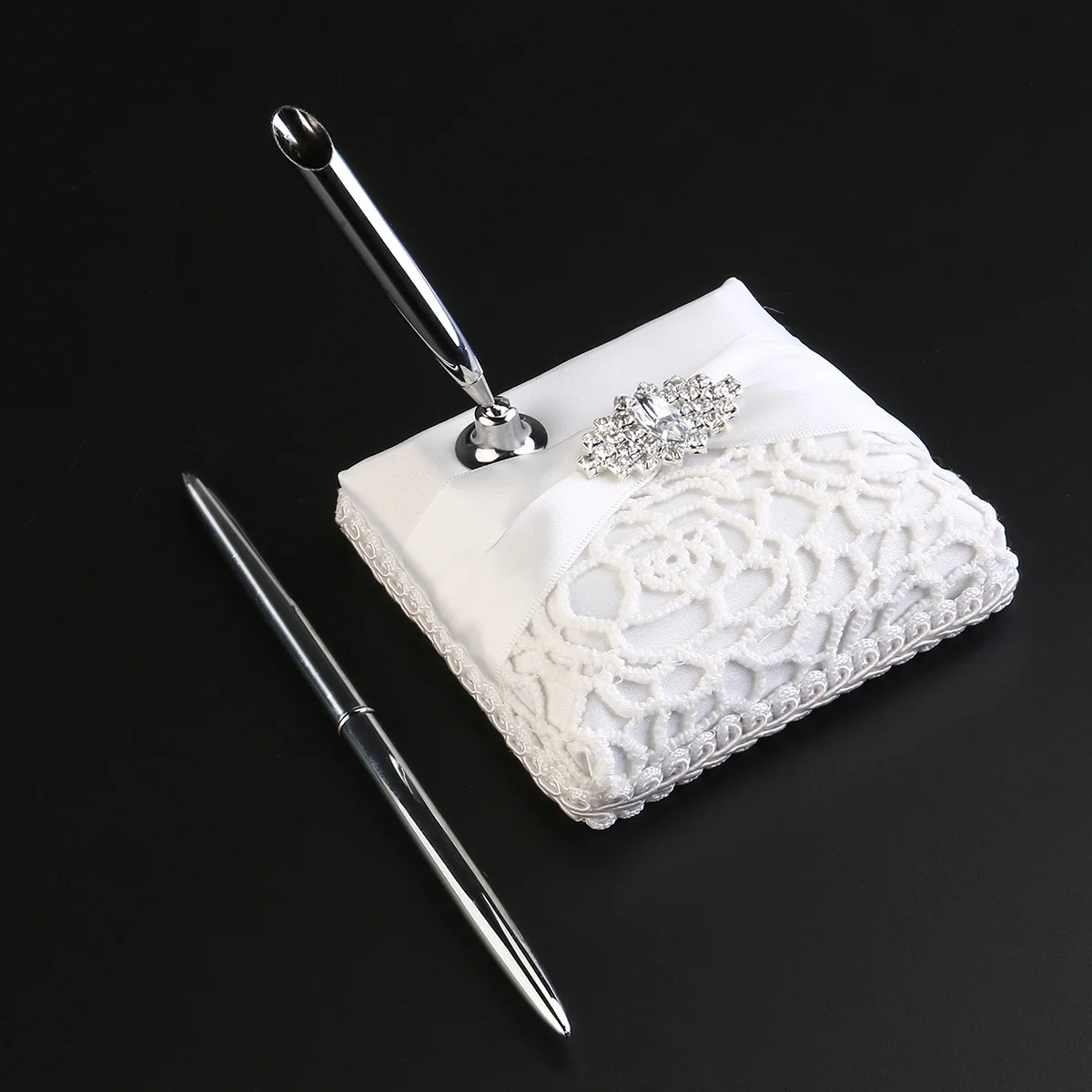 

Milk Silk Pen Holder Wedding Signature with for Festival Supplies Cloth Wrapped Table Gift Package
