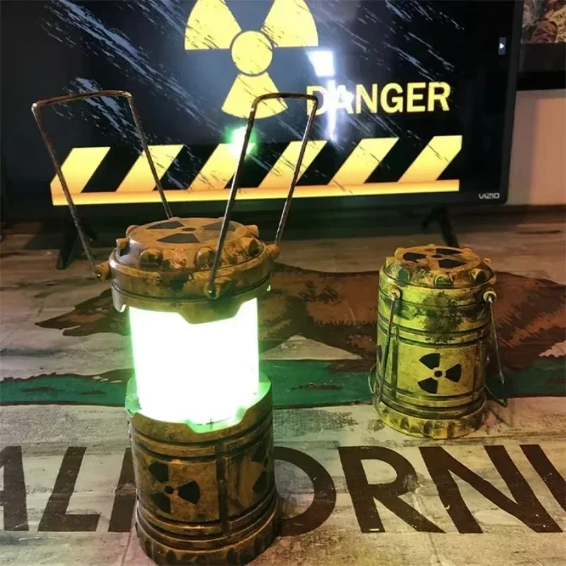 1pc Miniature Nuclear Reactor Lamp Prop Handheld Lantern Ornaments Doomsday Nuclear Reaction Push Simulation Illuminator Gifts