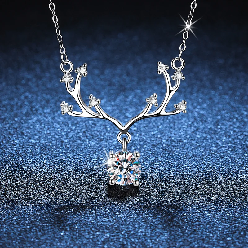 D Color Moissanite One Deer Has You Clavicle Chain Necklace One Carat Diamond Chinese Valentine's Day Platinum PT950 Mark