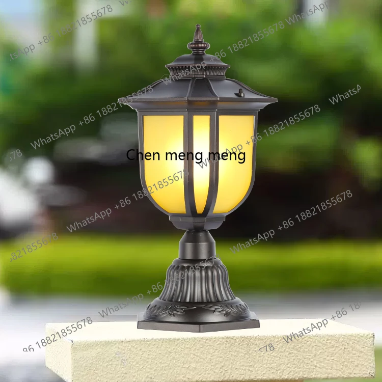

Solar outdoor garden light Villa garden outdoor waterproof fence gate pillar light