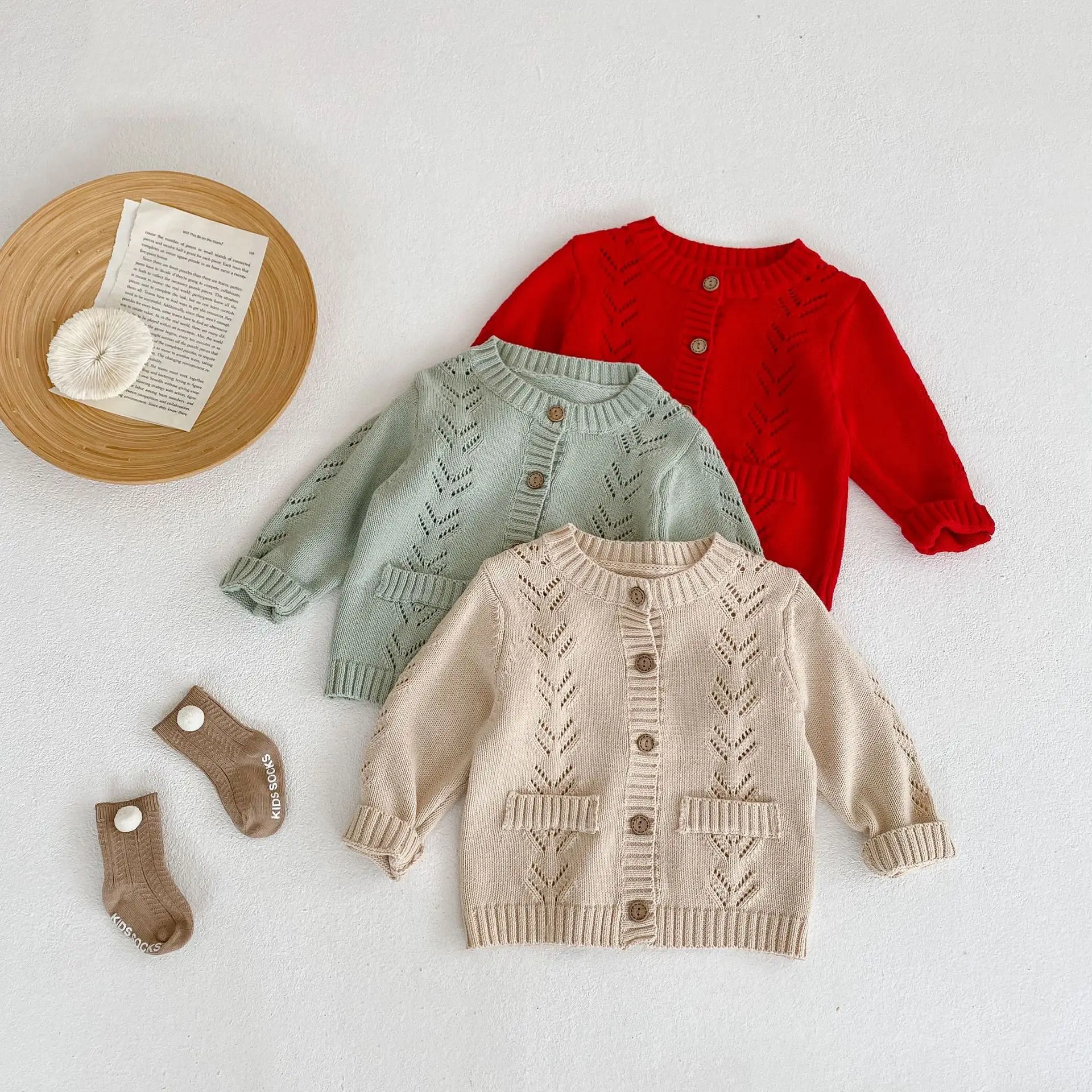 

0-2 years old ins wind 2024 autumn men girls solid color all-in-one cardigan hollow-knit cotton yarn long-sleeved sweater coat