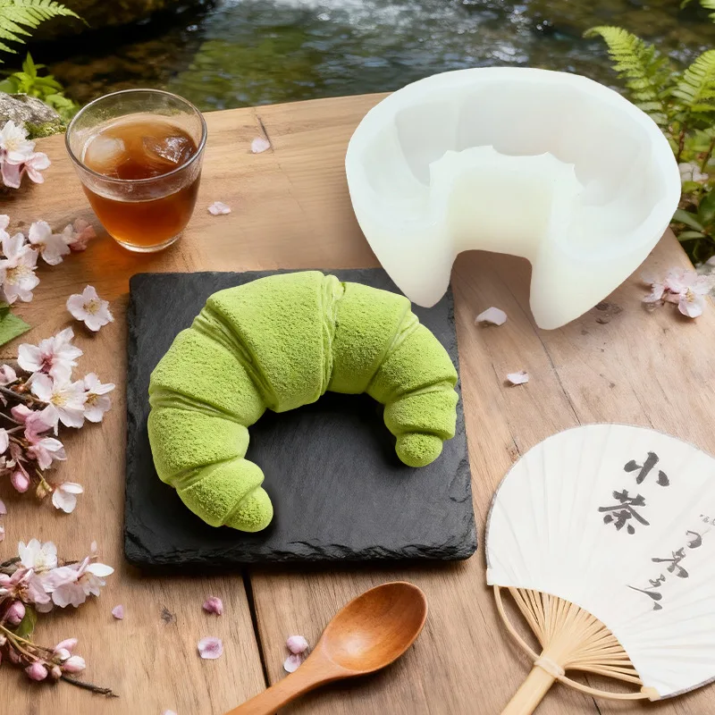 3d Simulation Croissant Silicone Mold French DIY Oven-free Mousse Fondant Cake Chocolate Mould Cake Decor Baking Accessories