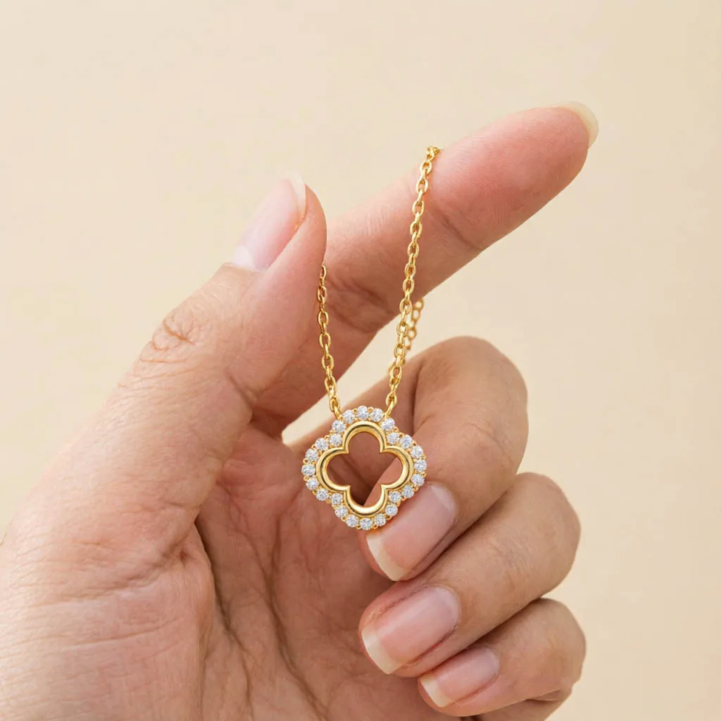 Lucky Four Leaf Clover Moissanite Necklace 14K Gold Filled Diamond Pendant Wear-resistant for Women Daily Gift Fine Jewelry