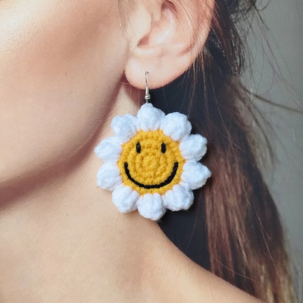 Crochet Creative Yellow Smiling Face Sunflower Dangle Earrings For Women 2024 Trend High Quality Jewelry Accessories