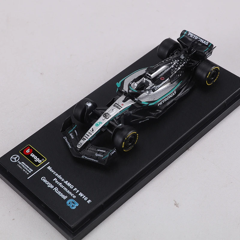 

Burago 1:64 Mercedes-AMG F1 W16 Racing Car Alloy Model Car George Russell #63