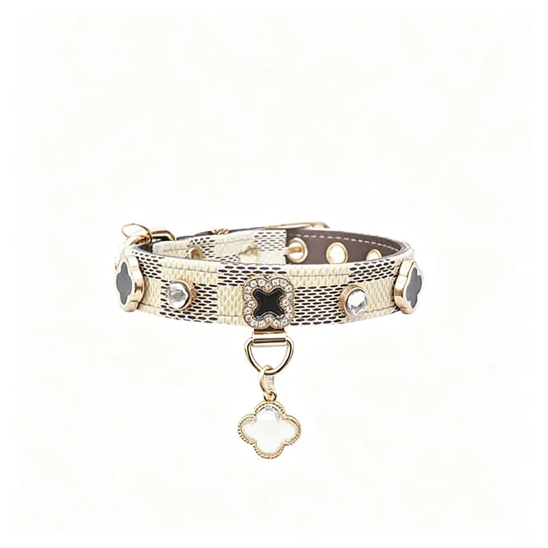 Luxury Pet Collar Clover Charm Rhinestone Crystal Monogram Pattern Adjustable Dog Cat Collar for Small Medium Dogs Cats