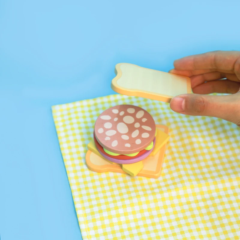 Cozinha de madeira magnética de frutas e vegetais para crianças, brincar de casa, fingir jogar brinquedos para bebê, educacional, simulação