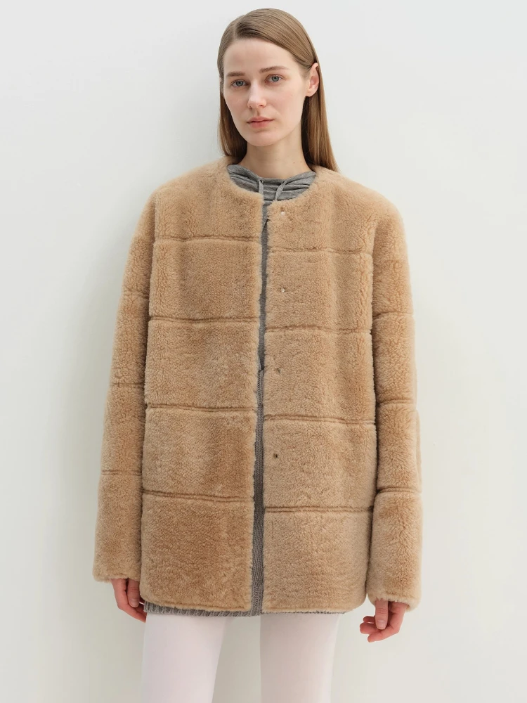 الراقية الفاخرة ميرينو الأغنام الفراء امبسوول الستر للنساء 2025 جديد بسيط س الرقبة فضفاض الشتاء جلد طبيعي معطف الفرو الحقيقي