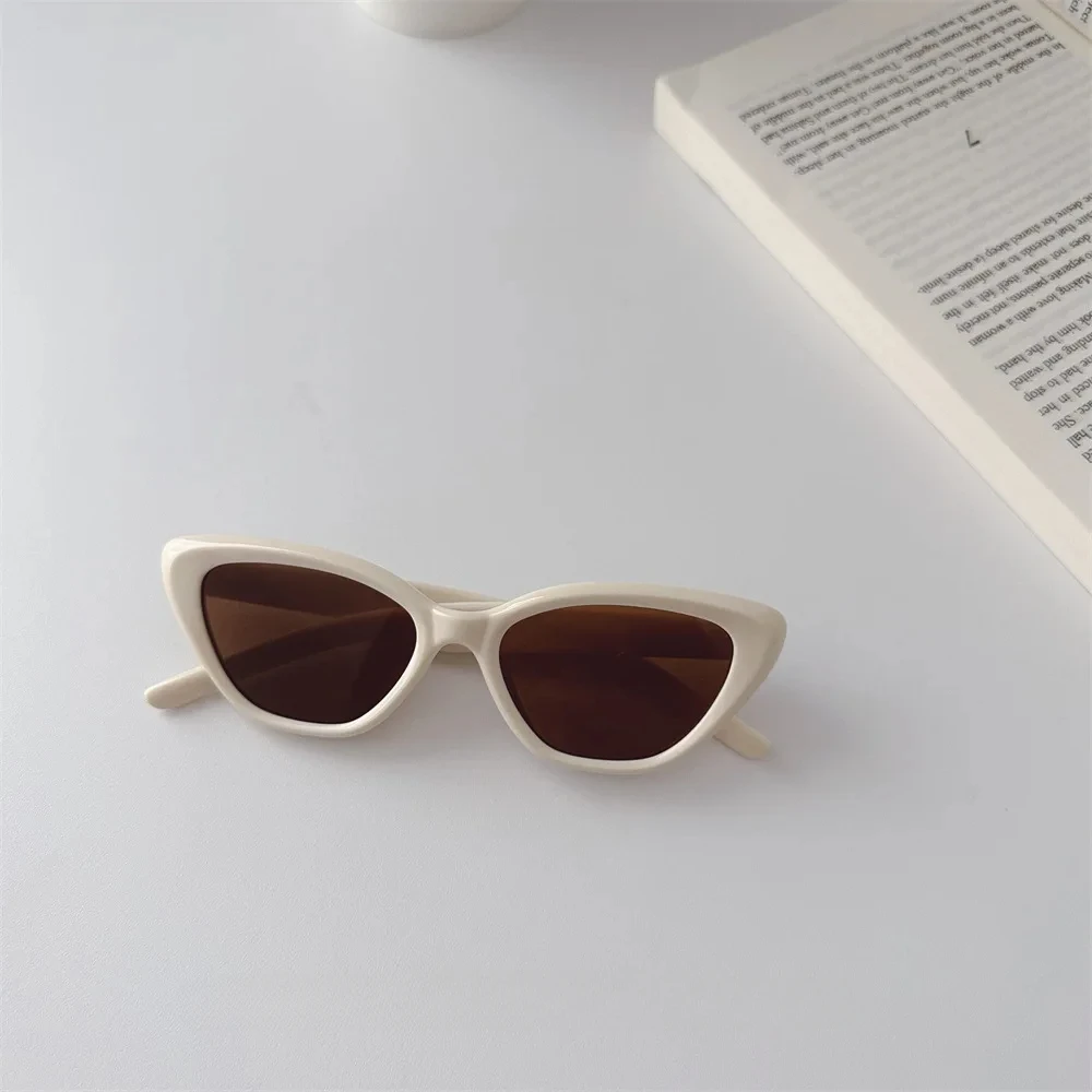 New Vintage Cat Eye Children Sunglasses Vintage Small Frame Sun Glasses for Kid Luxury Brand Design Outdoor Street Eyewear UV400