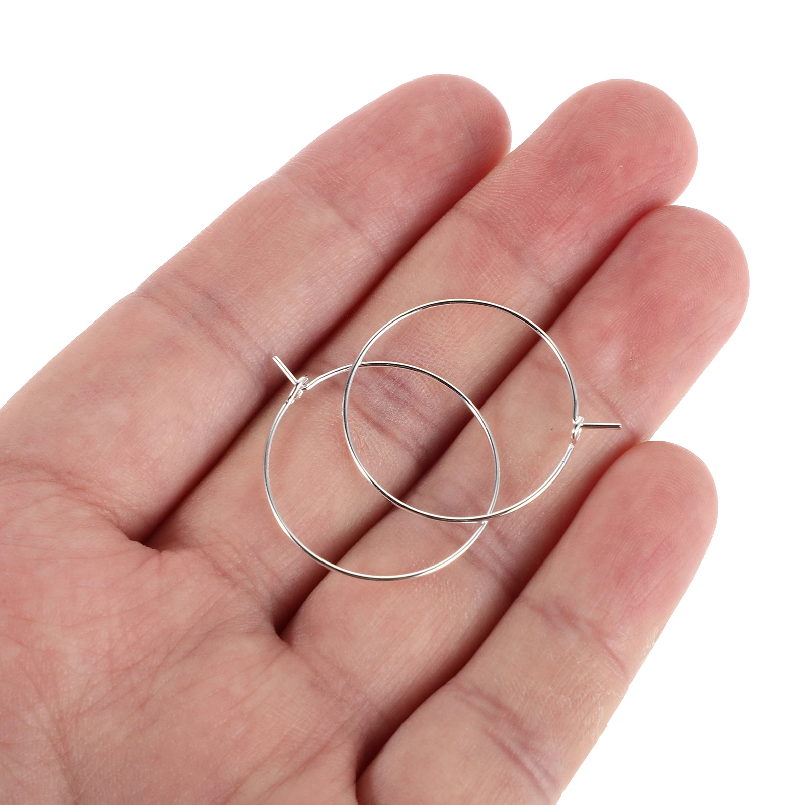 

200Pcs Goblet Marking Labels Replaceable Cup Markers 25mm Metal Wine Glass Charms Party Supplies Wine Glass Charm Rings