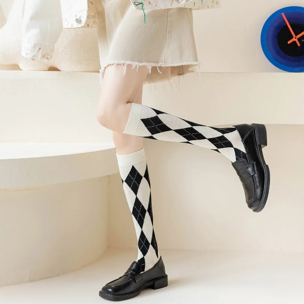Cool Japanese Cotton Women Knee High Socks Plaid Ladies Girl School Party Street Dancing Knee Warm Sock For Women Dropshipping