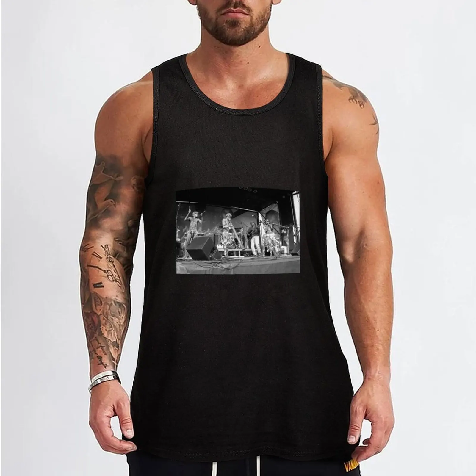 Yothu Yindi BW Photograph Tank Top sleeveless shirts Man sleeveless shirt