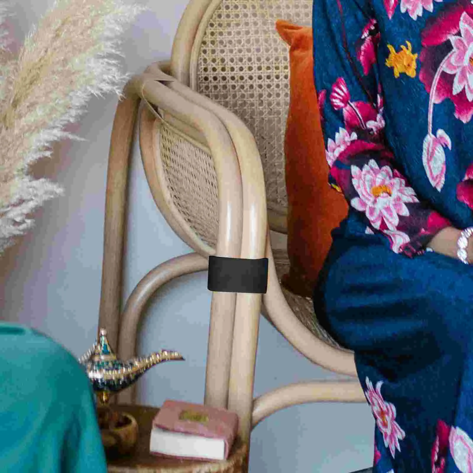 4 Pcs Wicker Furniture Clips Outdoor Patio Sofa Connectors Sectional Rattan Chair Fasteners Adjustable Connector