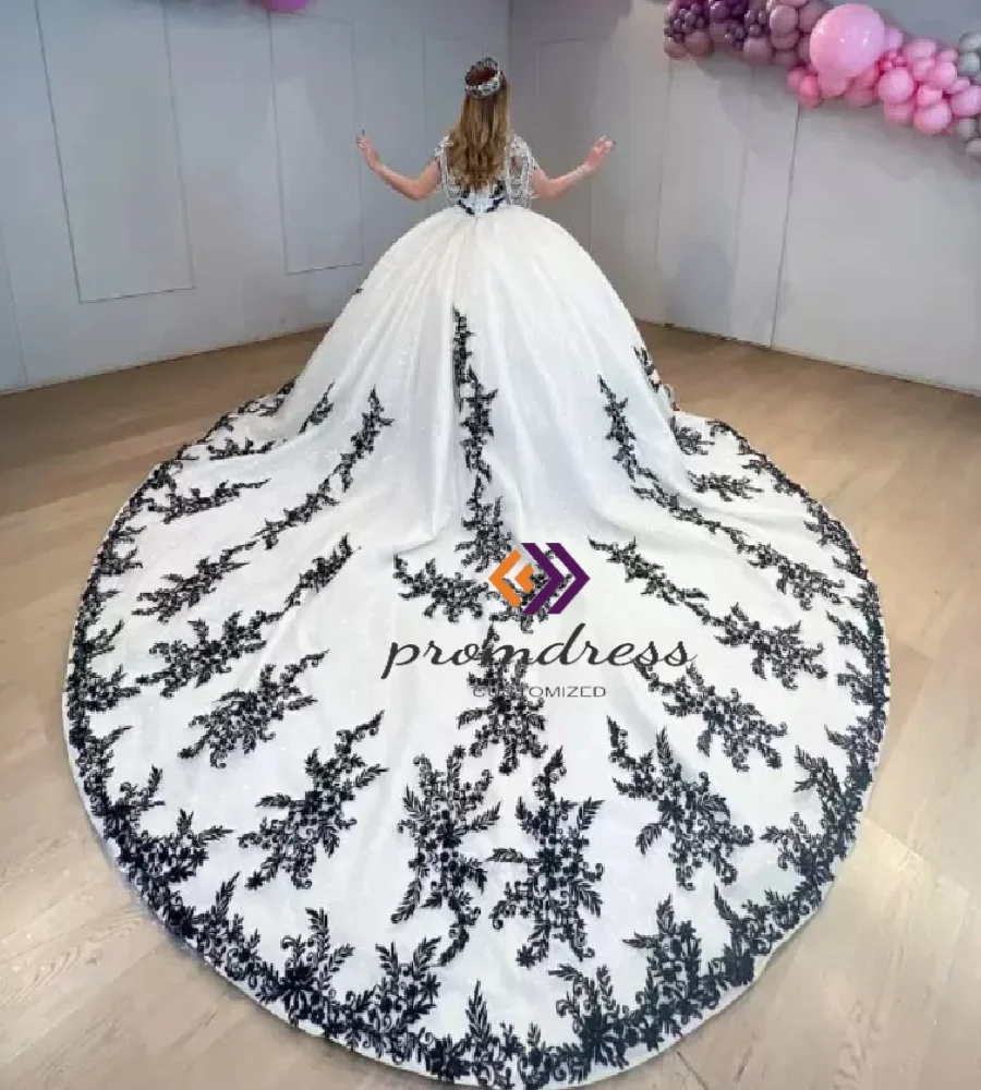Princesa preto e branco vestido de casamento vestido de baile frisado rendas vestidos de 15 quinceañera vintage gótico celta vestido de noiva 2025