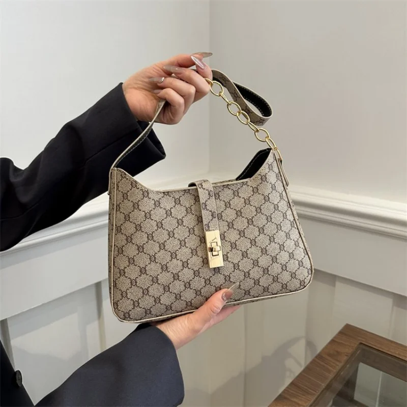 Toptrends Half Moon Underarm Side Shoulder Bags For Women 2024 Trend Designer High Quality PU Leather Ladies Handbags And Purses