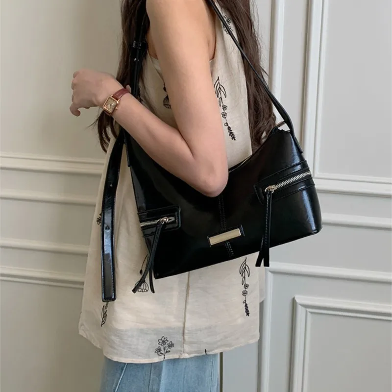 

Harajuku Hot Girl Style Shoulder Bag Y2K Trendy Cool Handbag Ladies Armpit Bag High-end And Versatile Cresce Bags For Woman 2025