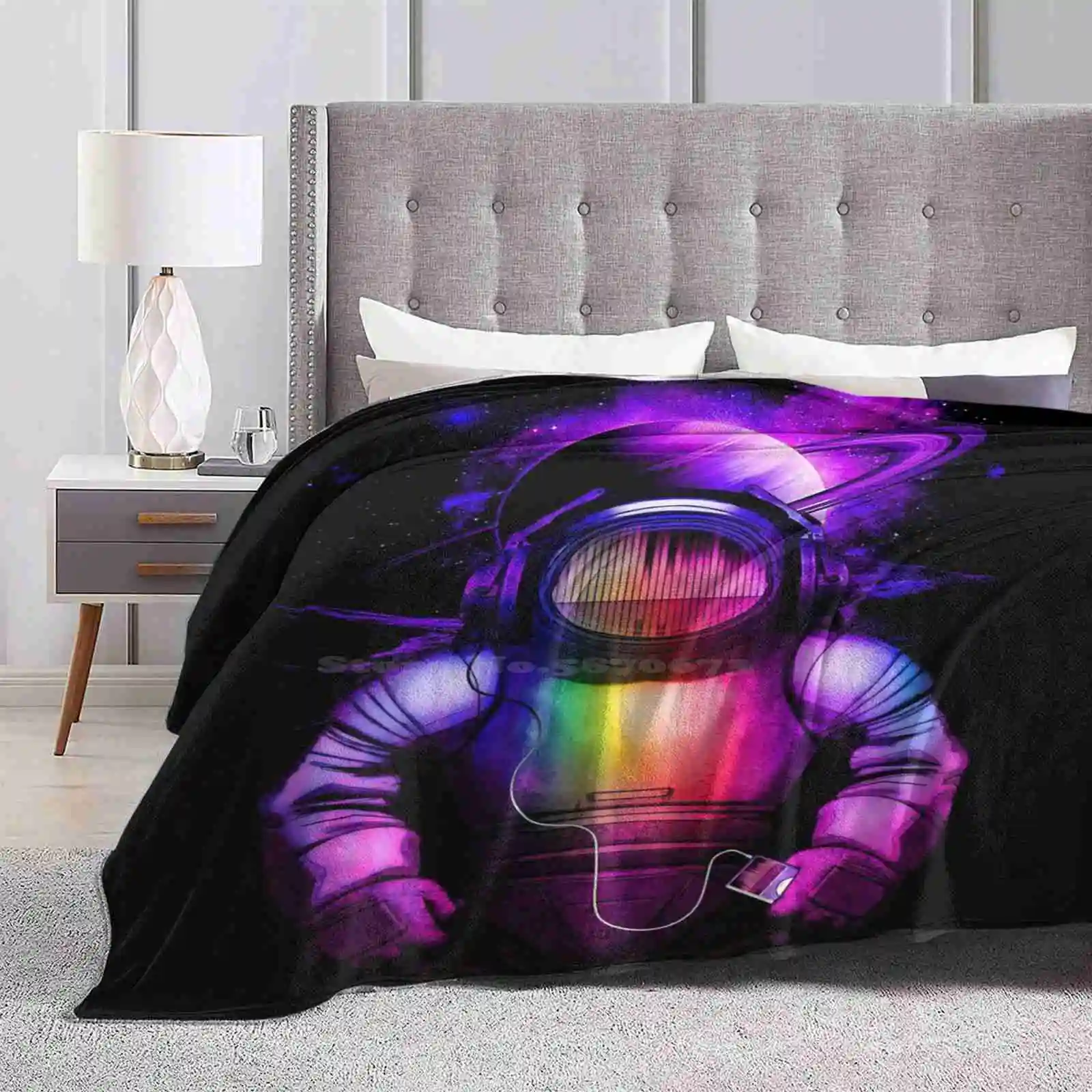 Music In Space New Arrival Fashion Leisure Warm Flannel Blanket Spaceman Astronaut Planet Music Headphone