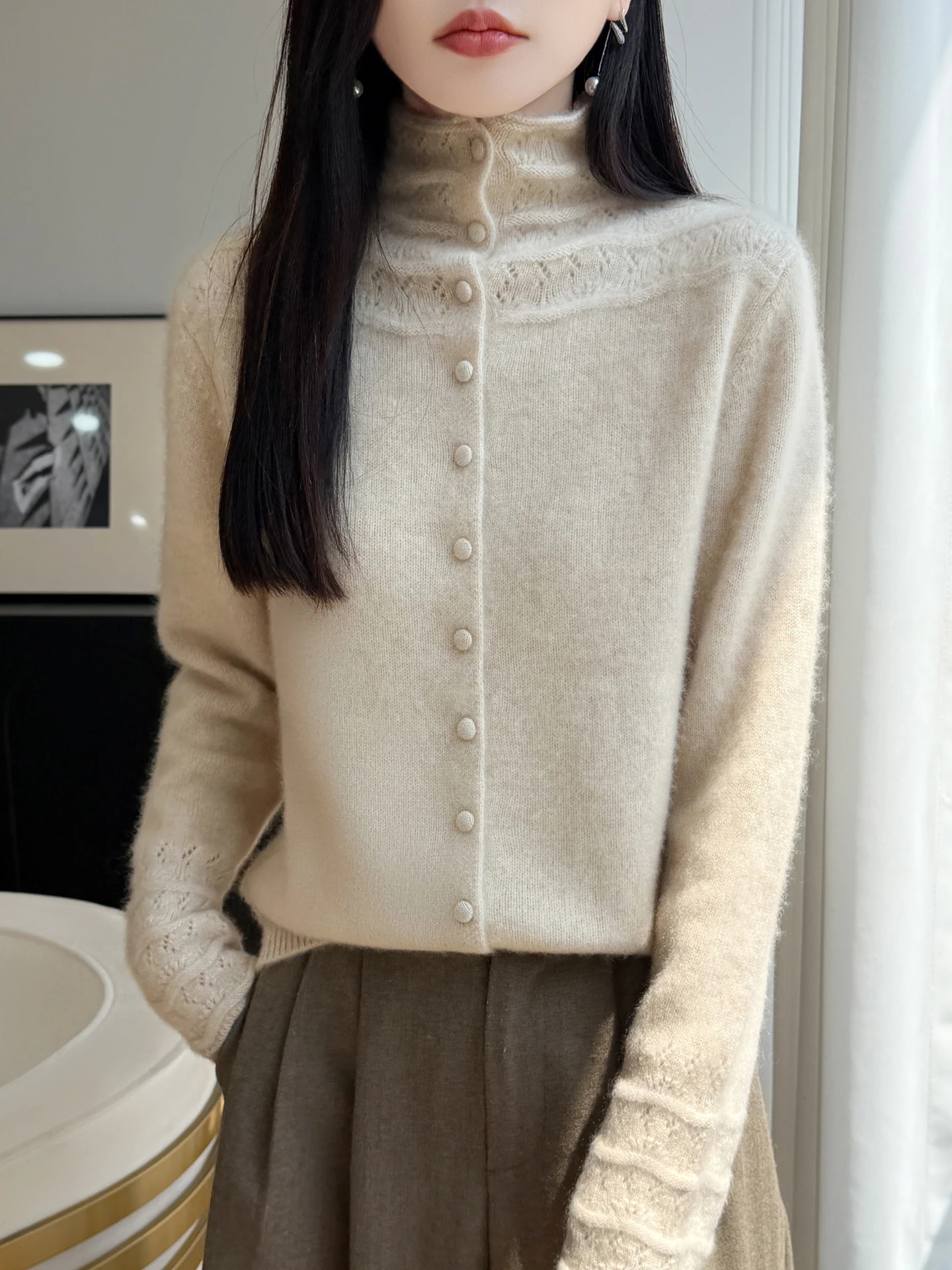 100% Merino Wool Women's High Neck Hollow Out Buttoned Solid Color Autumn Winter Casual Fashion Cashmere Base Layer Knit Card