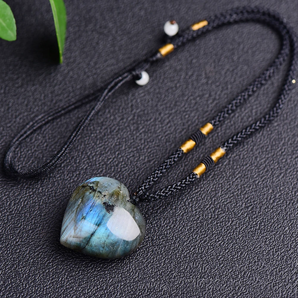 Natural Flash Labradorite Crystal Heart Shaped Pendant Heart of The Ocean Energy Gemstone Fashion Jewelry Necklace