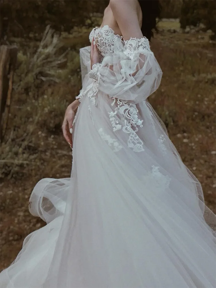 Abiti da sposa eleganti da sposa a trapezio con maniche lunghe in tulle di pizzo con spalle scoperte Abiti da sposa personalizzati