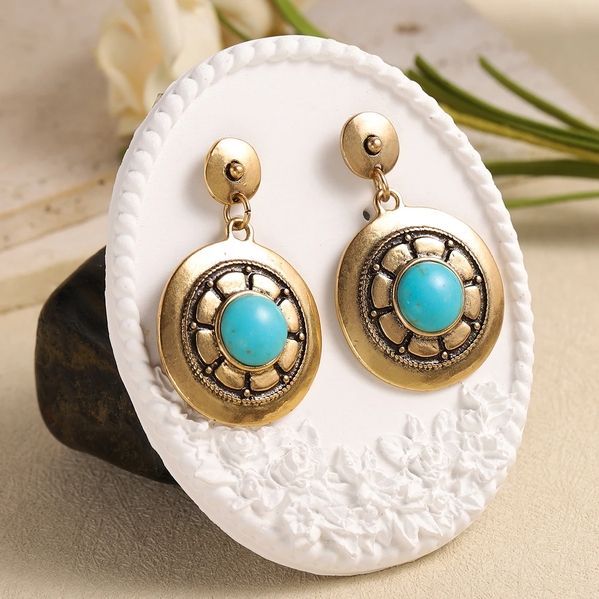 Vintage Tiger Eye Turquoise Drop Earrings Antique Bronze Round Medallion Sunburst Disc Dangle Earrings for Women Boho Jewelry