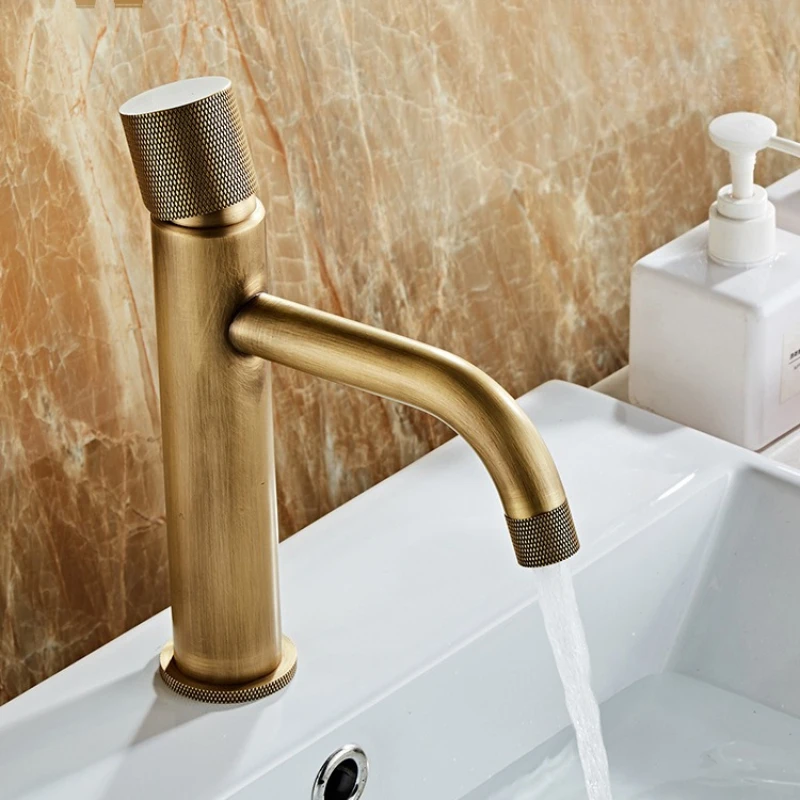 robinet-de-lavabo-de-salle-de-bains-melangeur-en-laiton-bronze-antique-cuivre-massif-robinet-de-luxe-de-style-europeen-grue-torneiras-para-banheiro